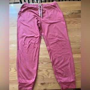 Vuori Women's Pink Joggers